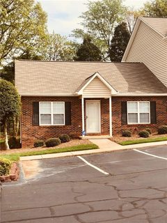 1096 22nd Street 306 sold townhome in Spring Meadows, Hickory, NC