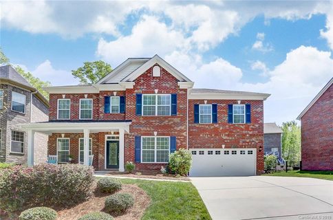 7950 Rolling Creek Court sold home in Springbrook, Charlotte, NC