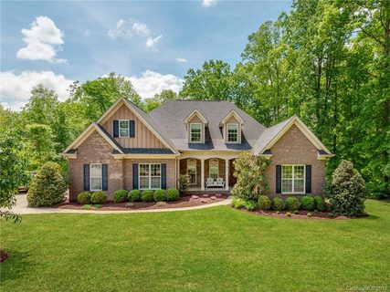 815 Arrow Point Lane