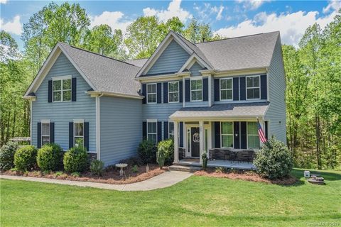 389 Cove Creek Loop