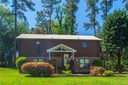 21429 Pinecrest Place sold home in Cornelius, SC
