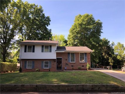 1540 Crawford Drive sold home in Garden Park, Charlotte, NC