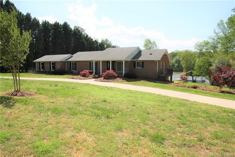 3002 Harmon Homestead Road sold home in Harmon Oaks, Shelby, NC