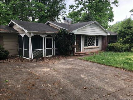 112 Woodland Avenue