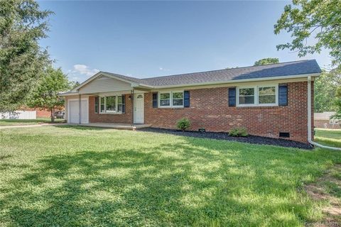 2377 Old Field Road
