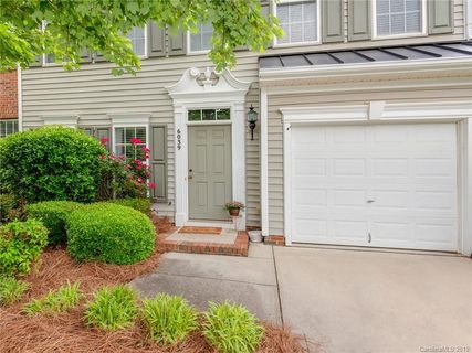 6039 Queens Walk Court