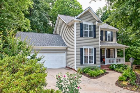 3704 Chesapeake Place