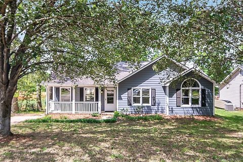 8301 Rocester Drive sold home in Cambridge Commons, Charlotte, NC