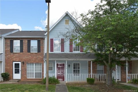 6149 Windsor Gate Lane sold condo in Windsor Grove Homes, Charlotte, NC