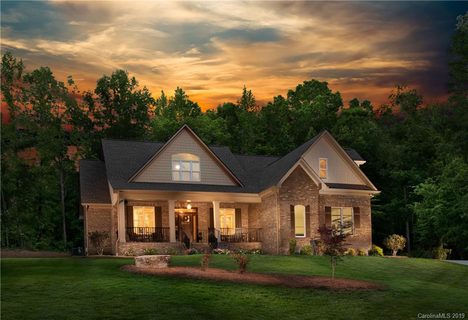 Previously sold for $594,000