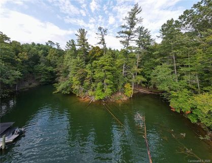1136 Whispering Woods Way 40