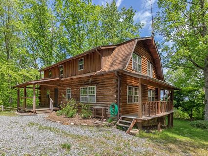 366 Henry Mountain Road sold home in Henry Mountain, Brevard, NC