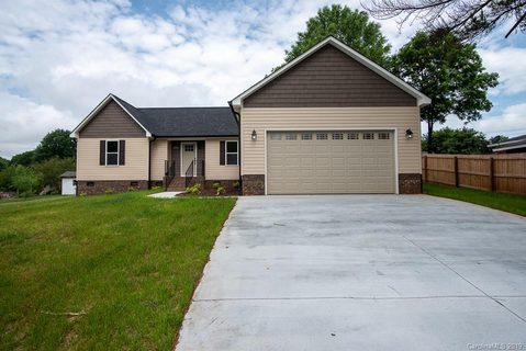 216 Rock Creek Drive