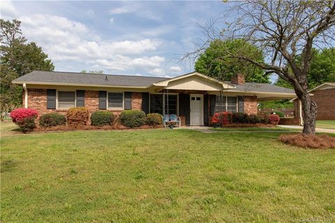 118 Murphy Drive sold home in Western Heights, Lexington, NC