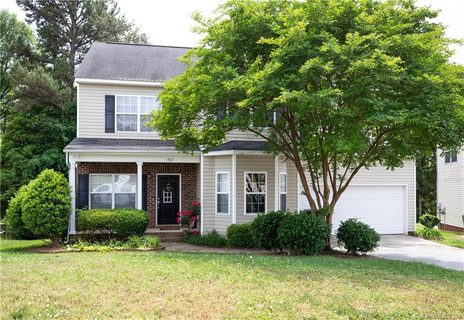 1467 Hollythorn Drive