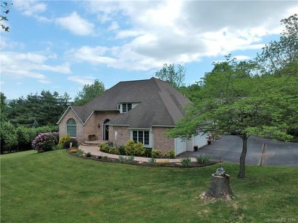 319 Sequoyah Drive