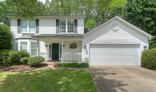 6302 S Bend Lane sold home in South Point On Landen, Charlotte, NC