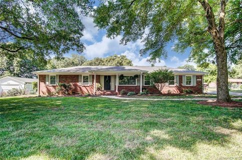 6255 Lynwood Drive