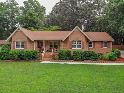 1005 Oak Hill Drive sold home in Southwood Estates, Monroe, NC