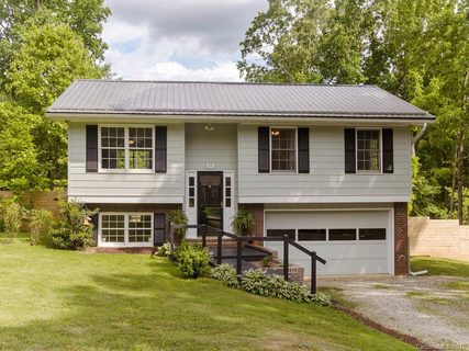 15 Woodhaven Drive