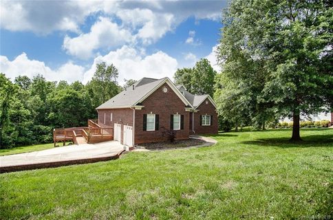 5223 Hickory Knoll Lane