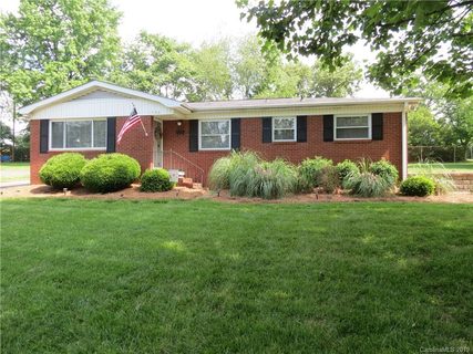1000 Robinhood Lane