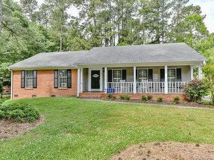Previously sold for $280,000