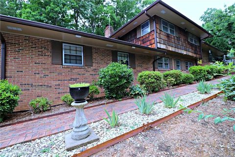 Previously sold for $252,500