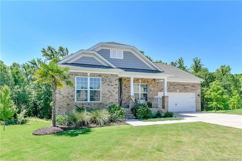 402 Twelve Oaks Lane sold home in Merritt Meadows, Fort Mill, SC