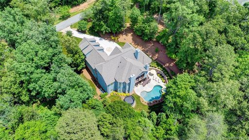 637 Pinnacle Drive