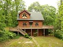 137 Laurel Lakes Parkway sold home in Lake Lure, SC