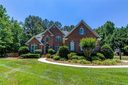 3519 Weddington Oaks Drive sold home in Matthews, SC