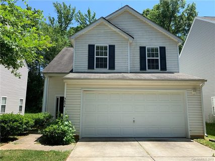3834 Pauline Lane