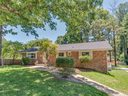 435 Hillcrest Circle sold home in Hendersonville, SC