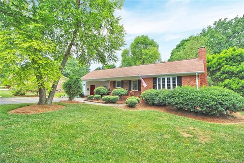 2450 Redbud Drive