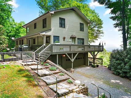 100 Jenny Rae Lane sold home in Walnut Creek, Waynesville, NC