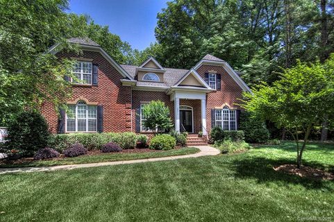 10511 Olde Irongate Lane