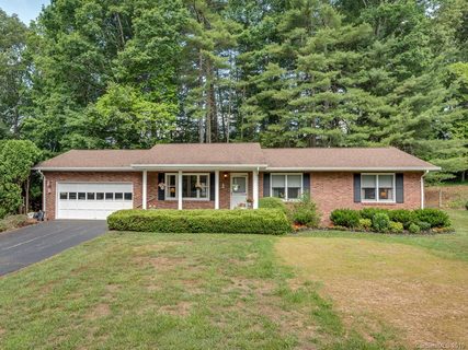 40 S Greenwood Forest Drive