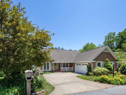 2709 Kalmia Lane