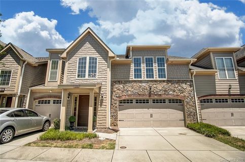 Previously sold for $195,000