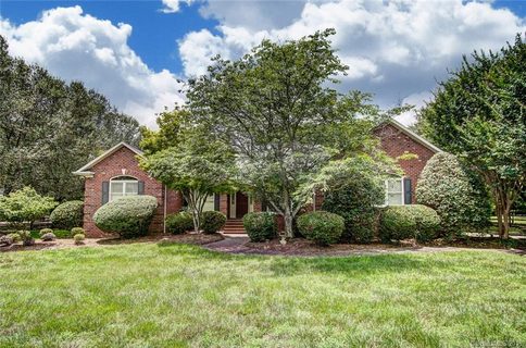 Previously sold for $440,000