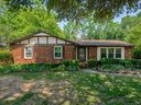 5717 Alanhurst Place sold home in Charlotte, SC