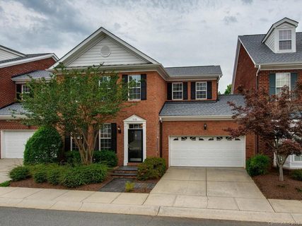 9158 Bonnie Briar Circle