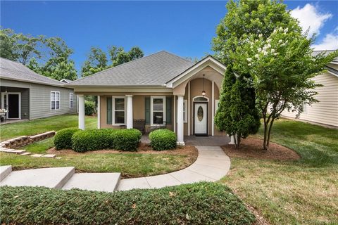 10024 Bishops Gate Boulevard sold home in The Cottages, Pineville, NC