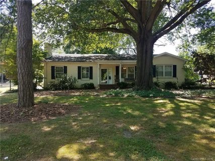 1500 Midwood Drive