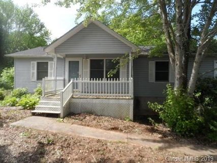 2 Clearview Lane sold home in Clearview Estates, Weaverville, NC