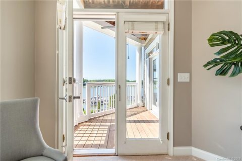 637 Williamson Road 204