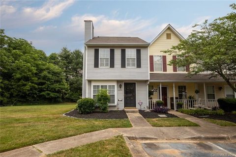 6141 Windsor Gate Lane sold condo in Windsor Grove Homes, Charlotte, NC