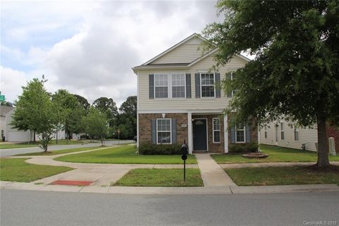 803 Skywatch Lane