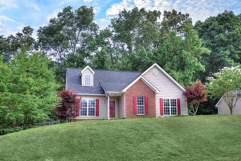 4901 Windsong Way
